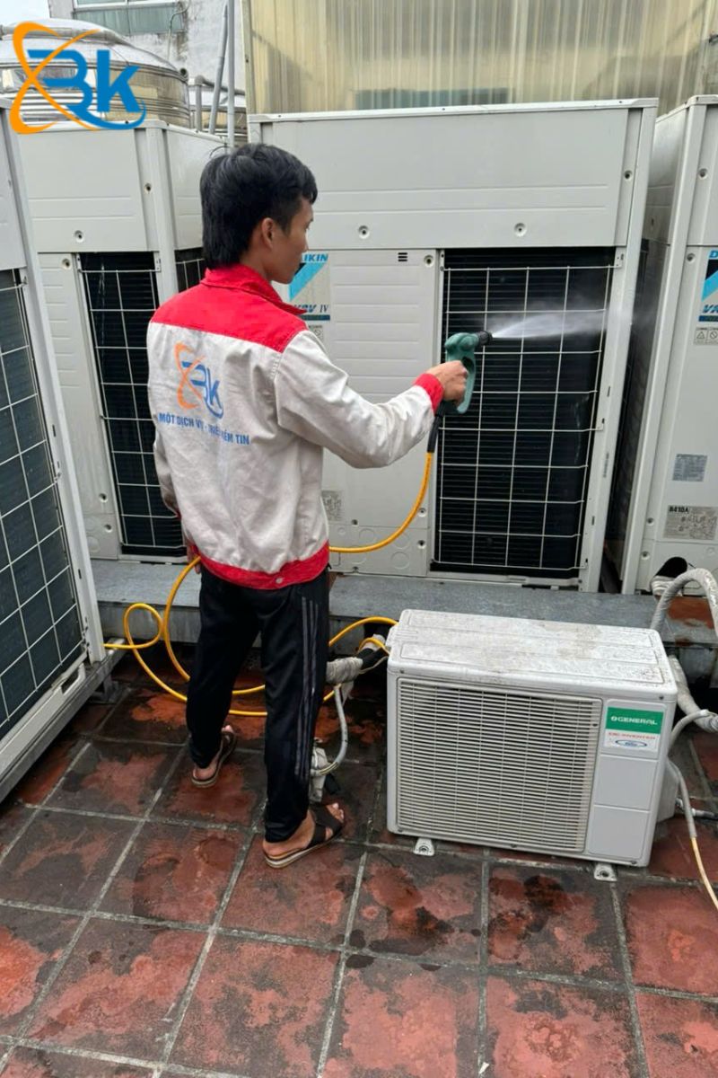 Cách sửa máy điều hòa không lạnh