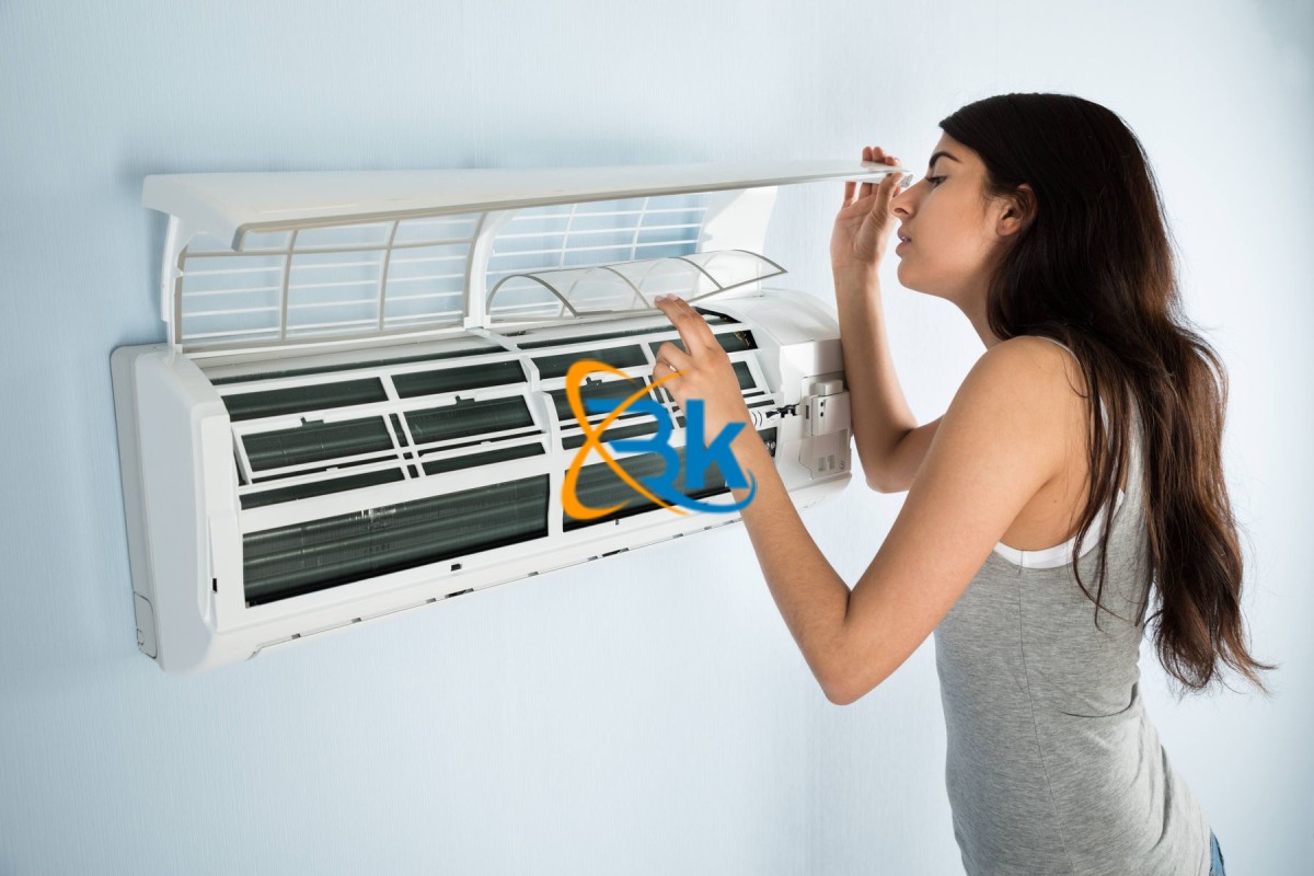 Vệ sinh điều hòa sẽ giúp máy hoạt động với hiệu suất cao hơn, tăng độ bền
